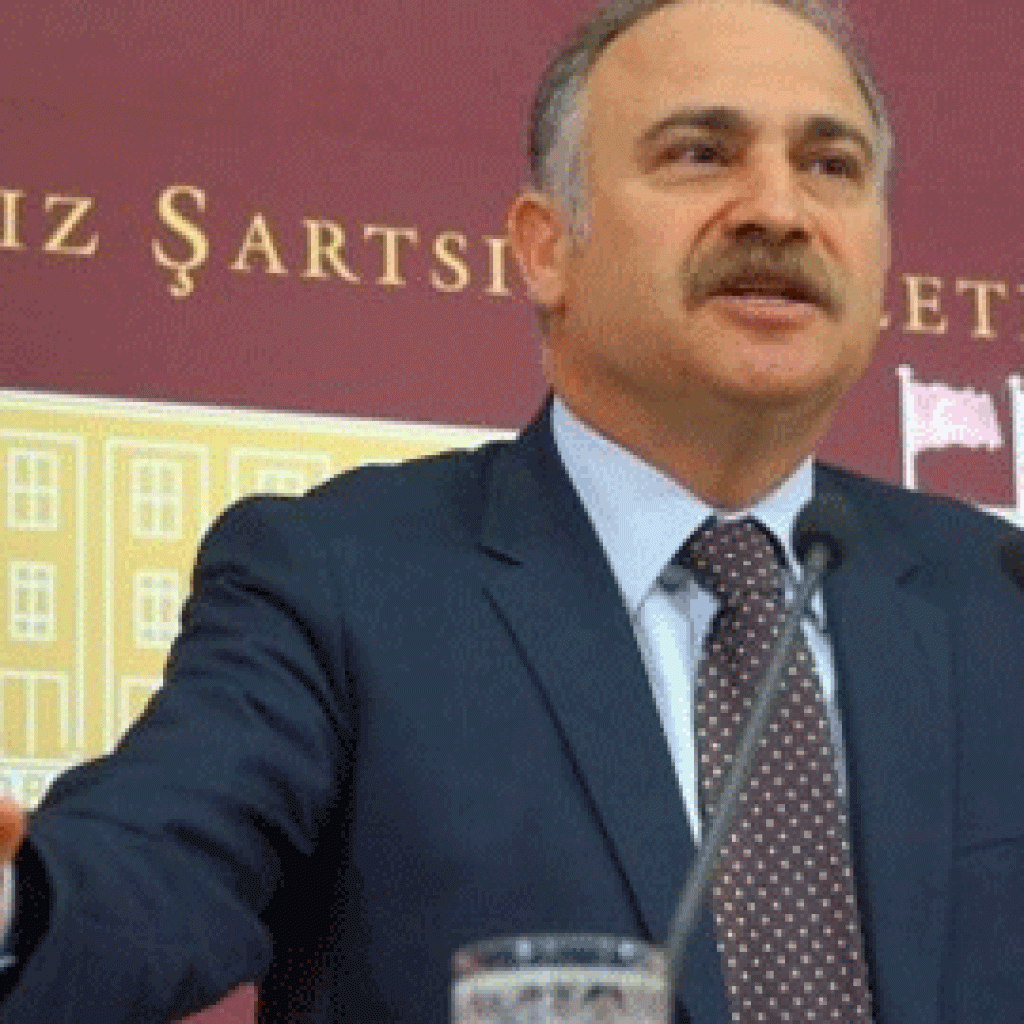 MECLİS KIPKIRMIZI!...