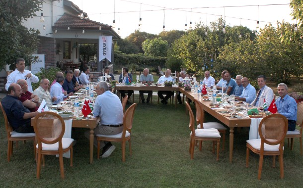 AYSAD üyeleri Adapazarı-Akyazı'da sektörel istişare toplantısında bir araya geldiler